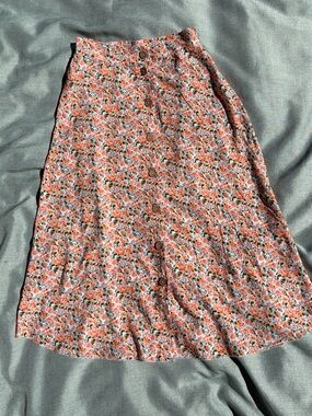 A-Line Button-Front Floral Skirt in Orange and Green